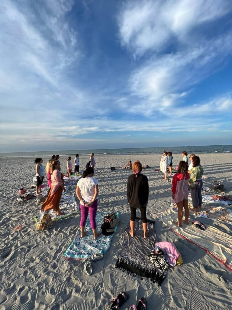 Scopri il mondo e i benefici delle Vacanze Olistiche: un’esperienza rigenerante per ritrovare equilibrio, innalzare la tua energia e riscoprire la gioia di sentirti bene! 1 Che cosa sono le Vacanze Olistiche